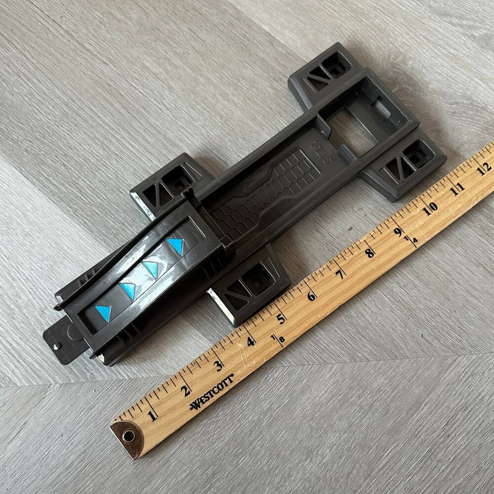 Hot Wheels DJD66 Track Builder System Lift & Launch Replacement Part Base Piece - Picture 5 of 6
